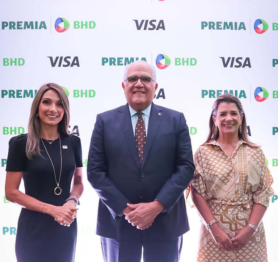 BHD lanza nueva tarjeta inclusiva con multiples beneficios1