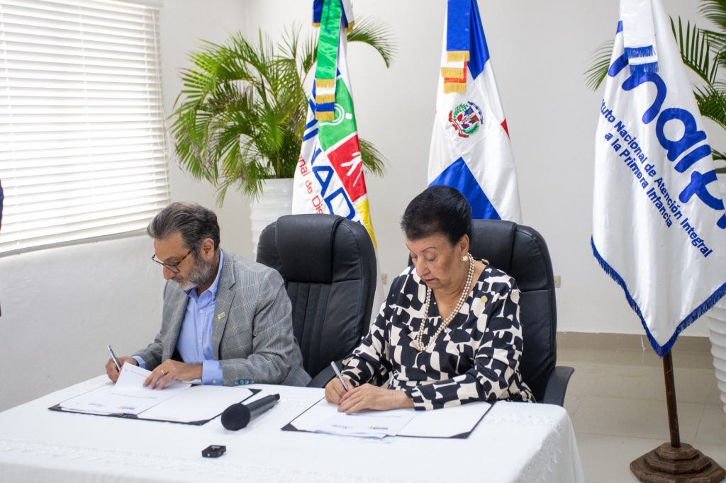 INAIPI y el CONADIS acuerdan promover los derechos y la atencion integral de los infantes