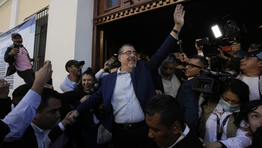 Bernardo Arevalo nuevo presidente electo de Guatemala