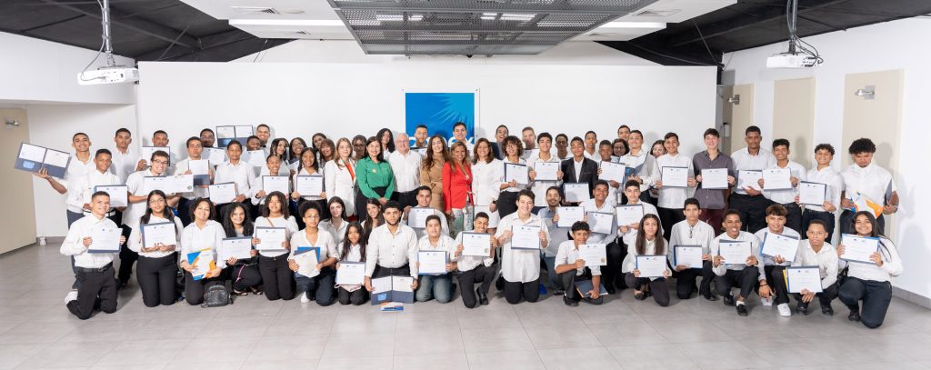 Jóvenes Dominicanos Prefieren Invertir su Verano Capacitándose en Tecnología en Capex Jovenes Dominicanos Prefieren Invertir su Verano Capacitandose en Tecnologia en Capex