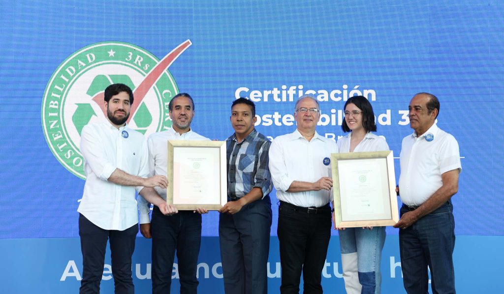 Seguros Monumental celebra 35 aniversario y destaca Certificacion 3RS por su Sistema de Gestion Ambiental1