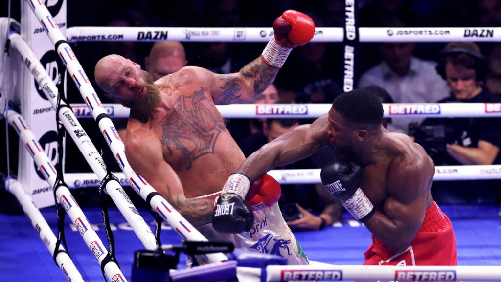 brutal derechazo con el que Anthony Joshua le apago las luces a Robert Helenius para ganar por KO