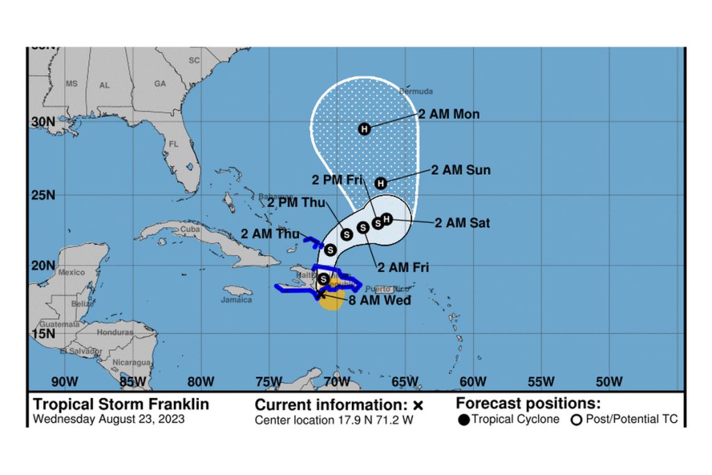 tormenta tropical Franklin toca tierra en Republica Dominicana