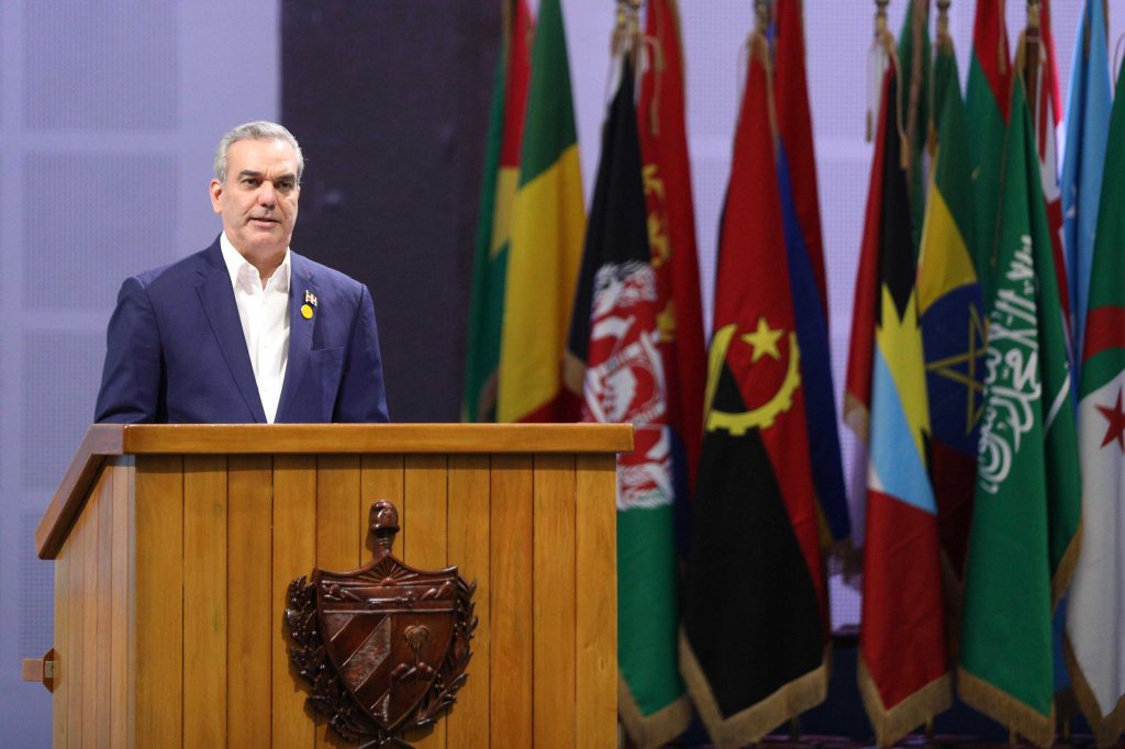 Abinader habla sobre la necesidad de promover una cultura innovadora basada en la educacion y la tecnologia