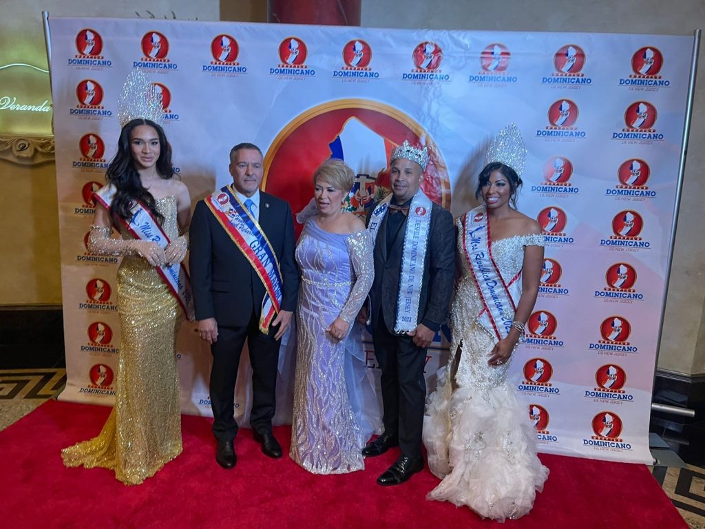 Gran Parada de New Jersey con la participacion de connotadas figuras dominicanas