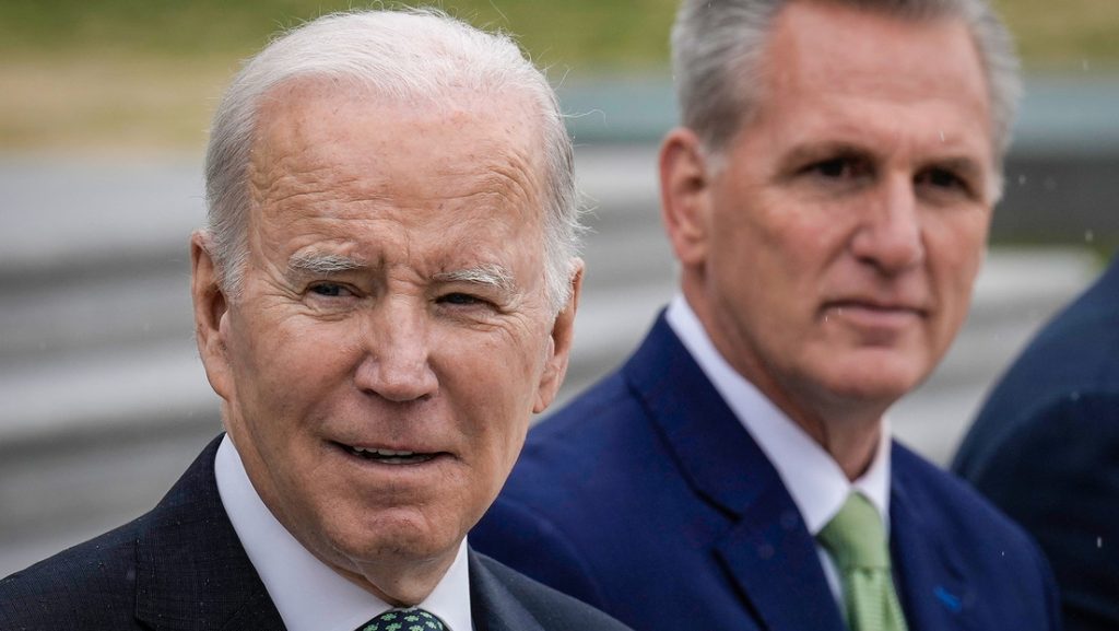 McCarthy anuncia una investigacion formal de juicio politico contra Biden