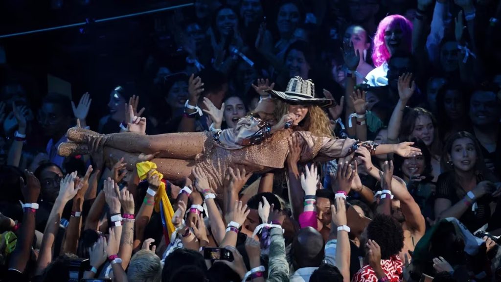 Shakira en los MTV Video Music Awards