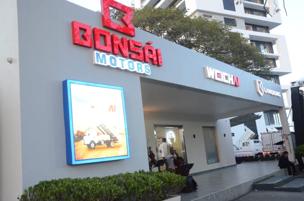 Bonsai Motors inaugura local y presenta nuevos camiones electricos de la reconocida marca Weichai1