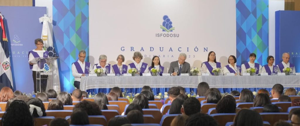 ISFODOSU entrega al Cibao 313 nuevos docentes de excelencia en 2023a