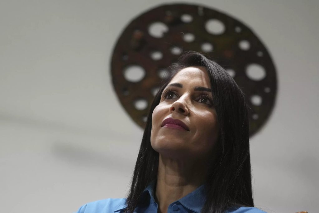 Luisa Gonzalez la mujer que podria convertirse en la primera presidenta de Ecuador1