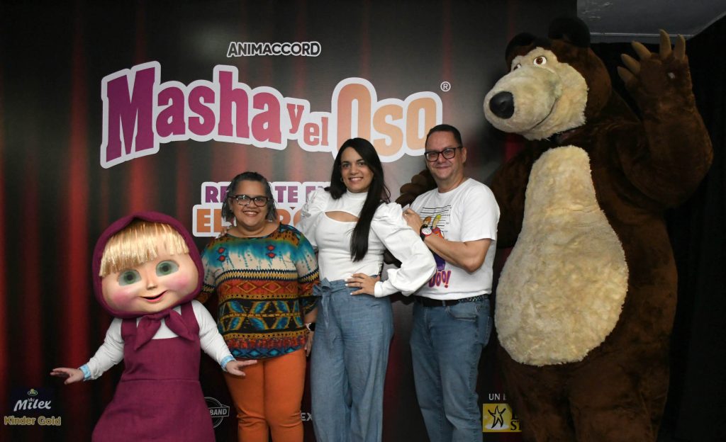 Milex Kinder Gold Auspicia Masha y el Oso Rescate en el Circo