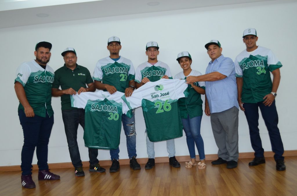 ff272a47 ef25 4900 96ef 425f31b6d0b5