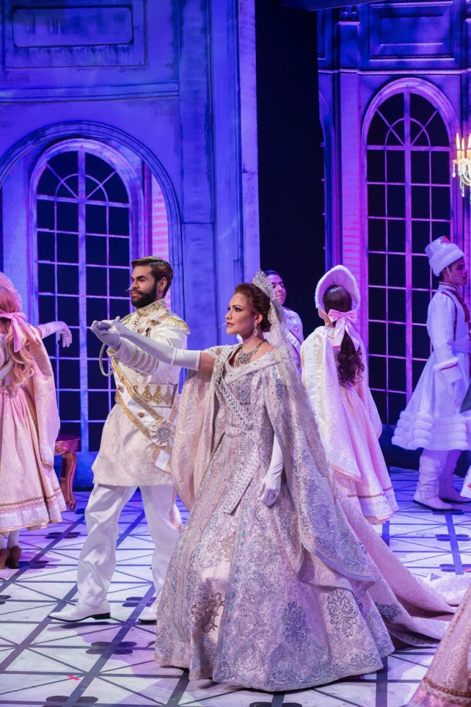 Anastasia el Musical de Broadway encanta a espectadores en Blue Mall1