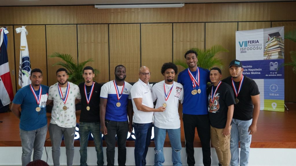 ISFODOSU celebra VII Feria Pedagógica en el Cibao ISFODOSU celebra VII Feria Pedagogica en el Cibao