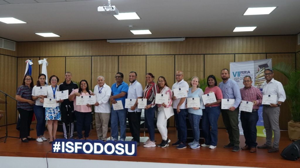 ISFODOSU celebra VII Feria Pedagogica en el Cibao1