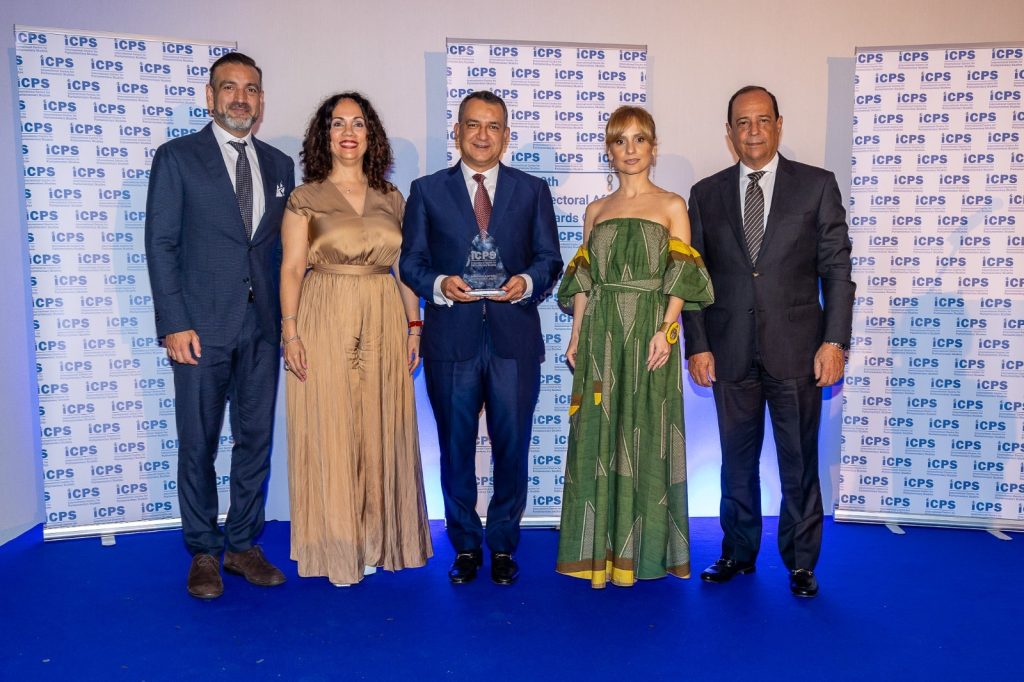 JCE recibe premio internacional de ICPS de Inglaterra por implementacion de mejoras continuas