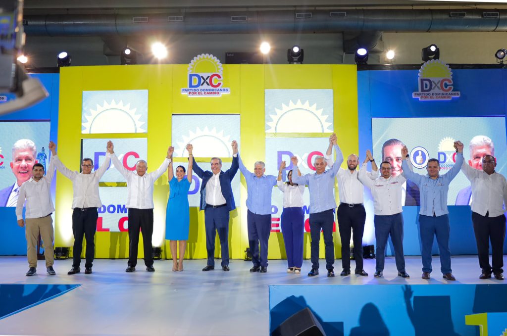 DXC proclama Abinader como su candidato a la presidencia 2024