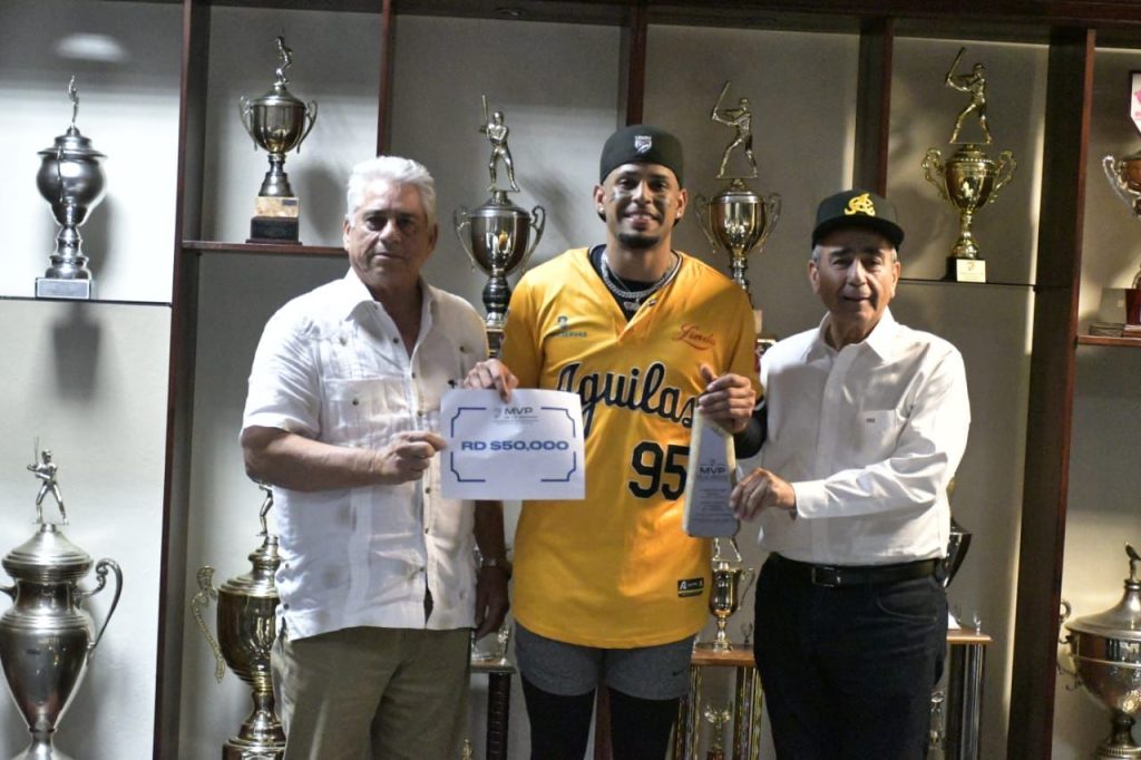 Franmil Reyes y Gerson Garabito escogidos MVP de la Semana Jetour