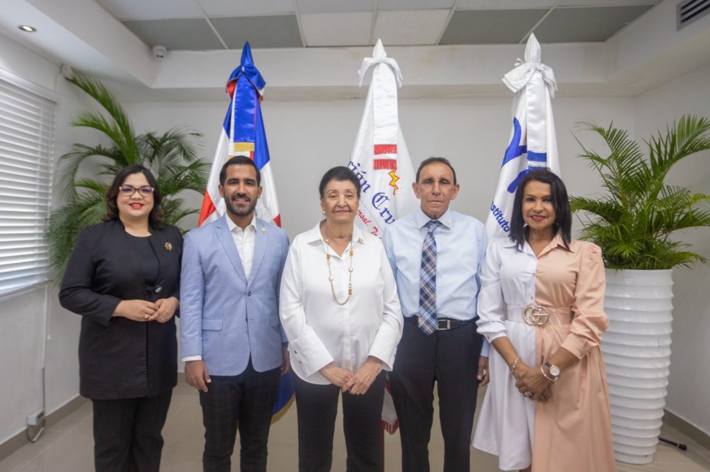 INAIPI y Fundación Jiminián acuerdan beneficiar con cirugías a infantes nacen con labios leporino, paladar hendido e hidrocefalia INAIPI y Fundacion Jiminian acuerdan beneficiar con cirugias a infantes nacen con labios leporino paladar hendido e hidrocefalia