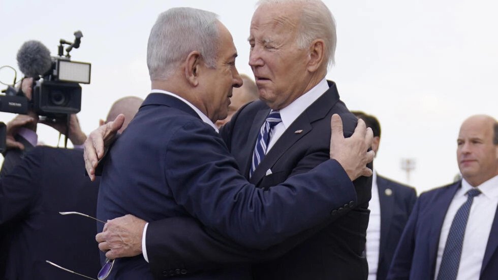 Joe Biden con el primer ministro israeli Benjamin Netanyahu1