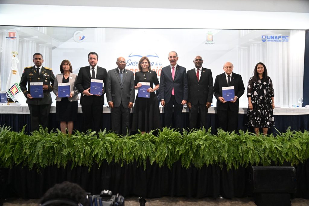 TC y MESCyT anuncian 25 universidades implementaran la asignatura de Educacion Constitucional en 2024