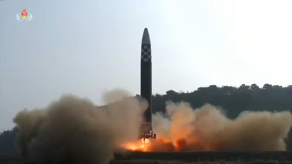 Corea del Norte realiza la primera prueba de su nuevo misil de crucero estrategico