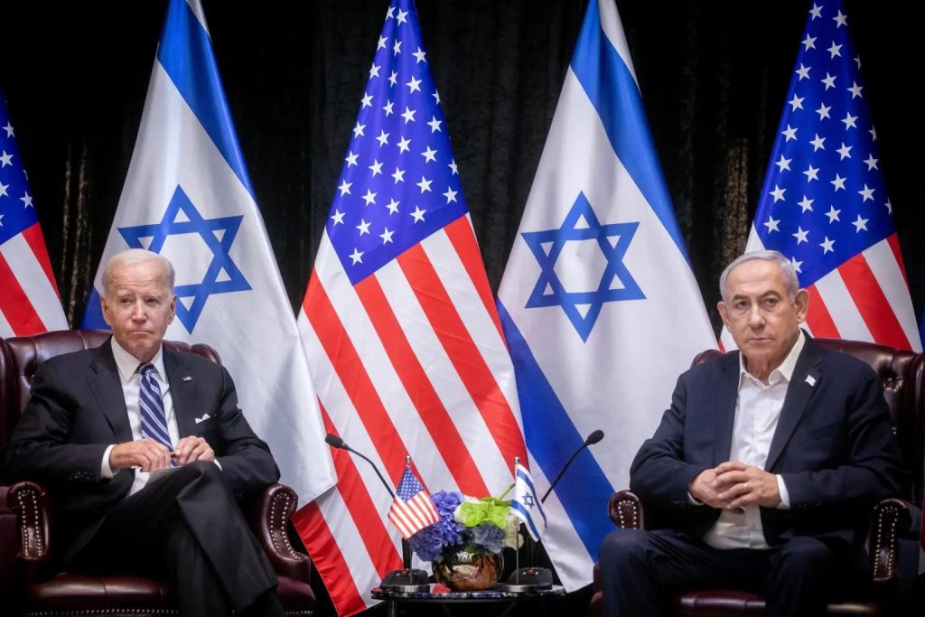 Joe Biden y el primer ministro israeli Benjamin Netanyahu