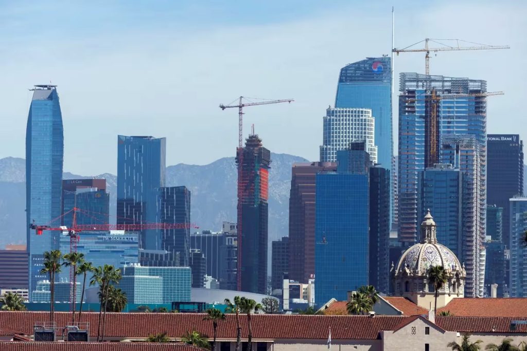 Los Angeles se despide de sus millonarios1