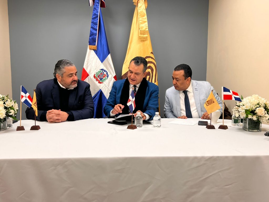 Presidente de la JCE: cifra del padrón dominicano en el exterior asciende a 870 mil empadronados Presidente de la JCE