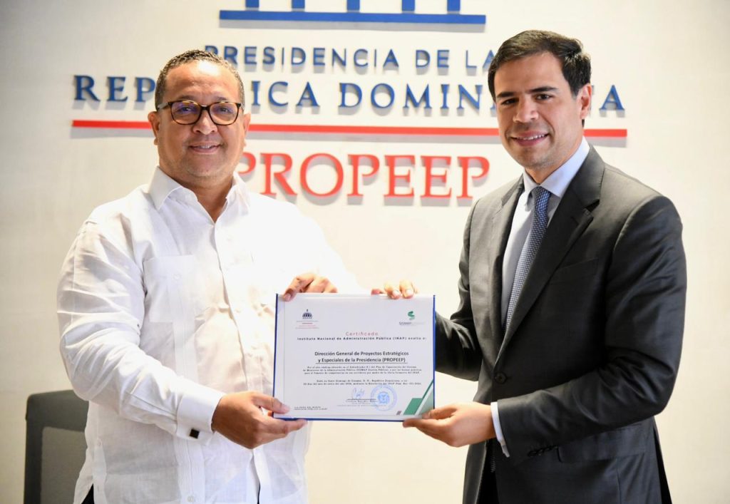 Propeep recibe exaltacion de INAP por cumplir indicadores y por fomentar competencias en sus colaboradores