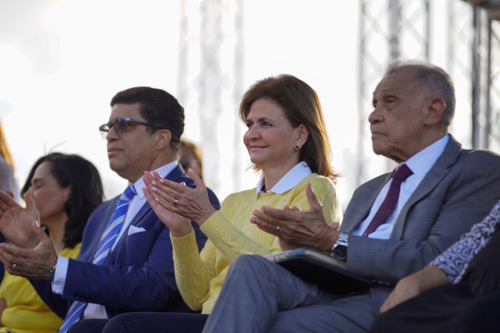 raquel pena y Ezequiel Molina Rosario eljacaguero