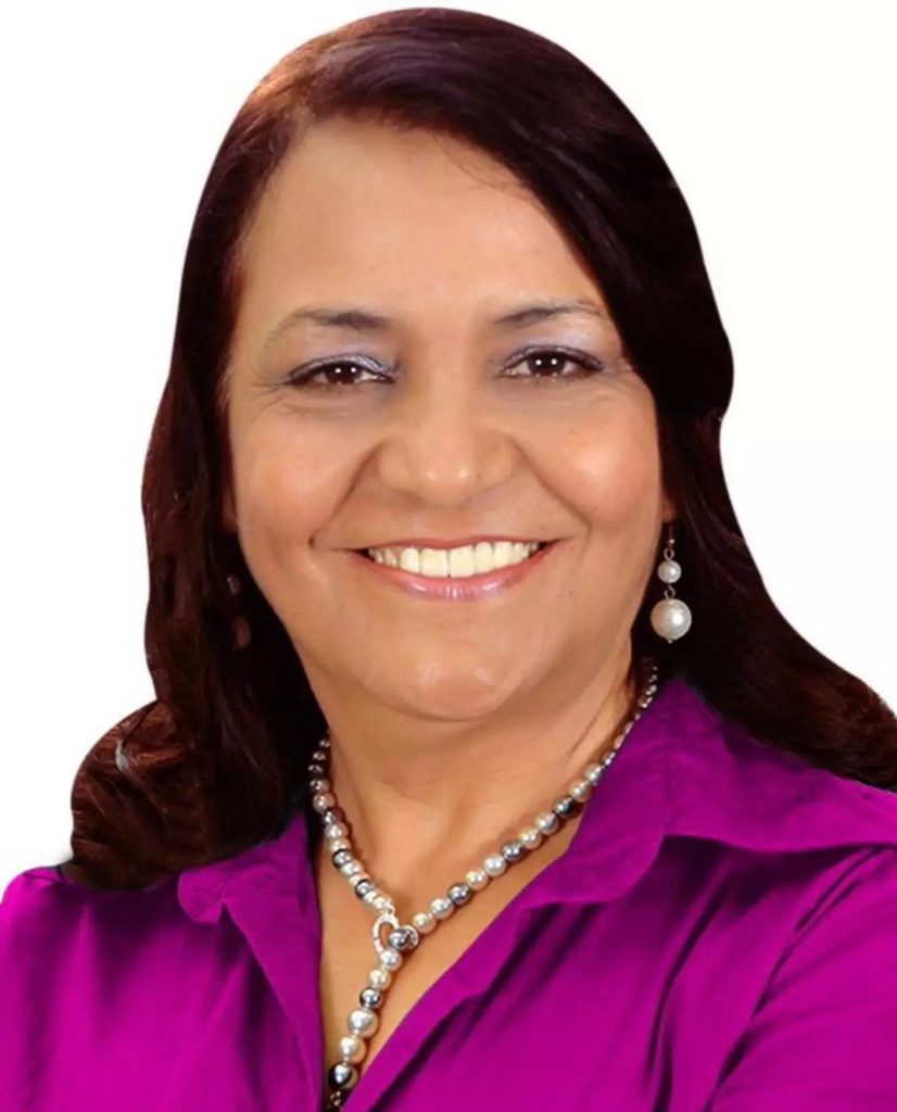 Despues de las elecciones siguen las renuncia del PLD; ahora se una ex diputada Antonia Suriel Mata Antonia Suriel Mata eljacaguero