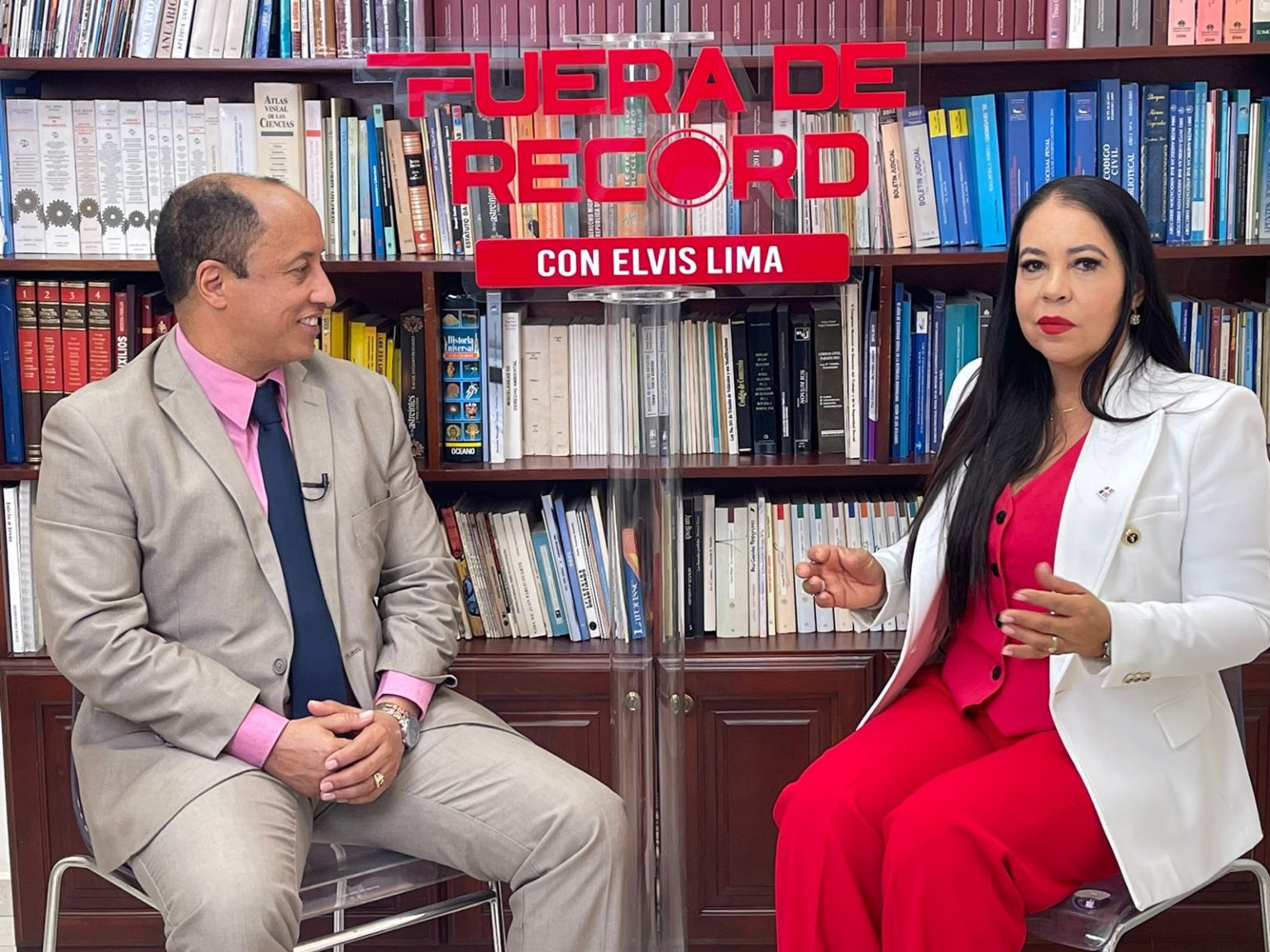 Carmen Herrera hablo sobre la participacion femenina en las elecciones y feminicidios al ser entrevistada por el periodista Elvis Lima