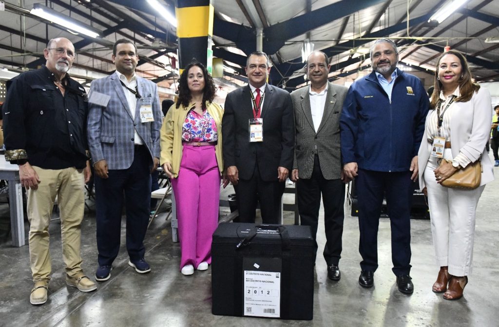 JCE culmina produccion de 16851 kits electorales para elecciones municipales de este domingo 18 de febrero