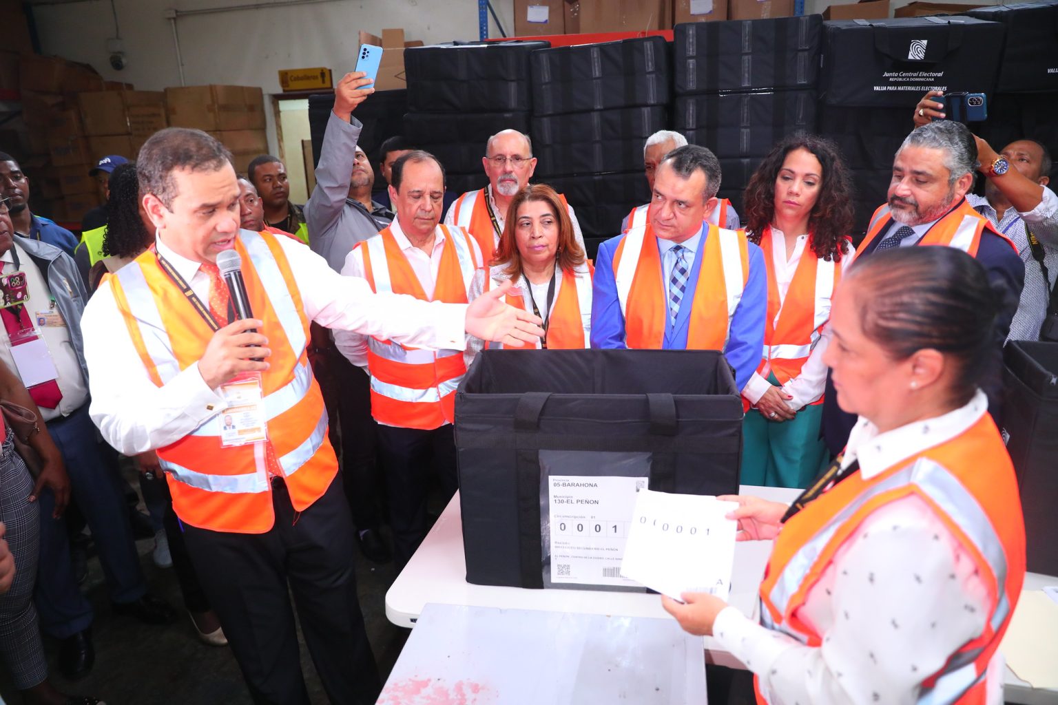 JCE inicia elaboracion de kits electorales eljacaguero1