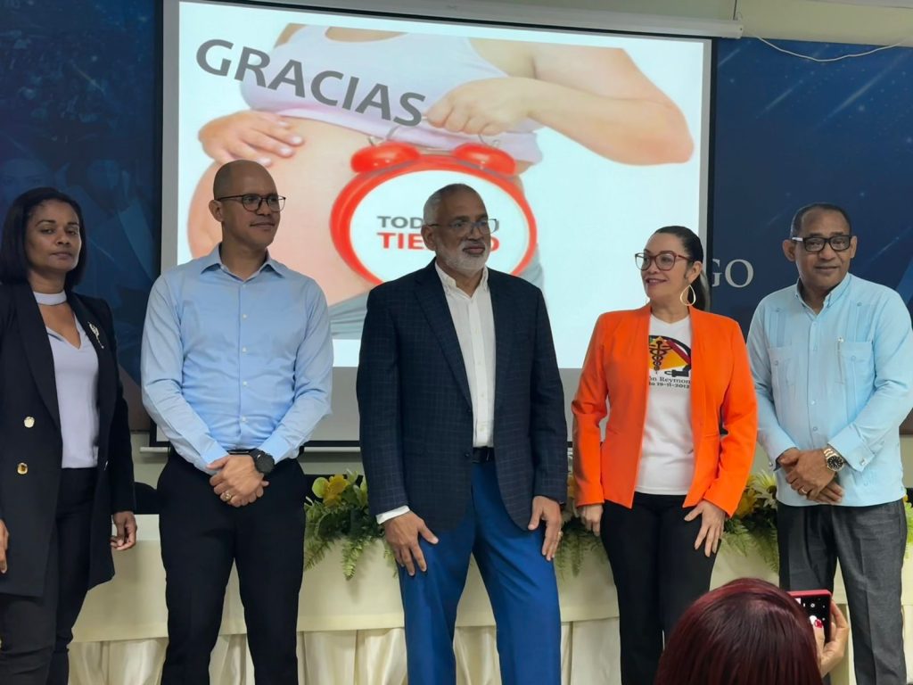 Julio Gonell obstetra eljacaguero