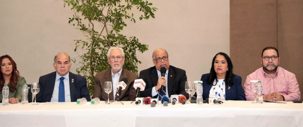 Líderes políticos y académicos respaldan discurso de Abinader ante la ONU sobre crisis de Haití Lideres politicos y academicos manifiestan respaldo al presidente Abinader tras discurso en la Asamblea del Consejo de Seguridad de la ONU sobre crisis de Haiti