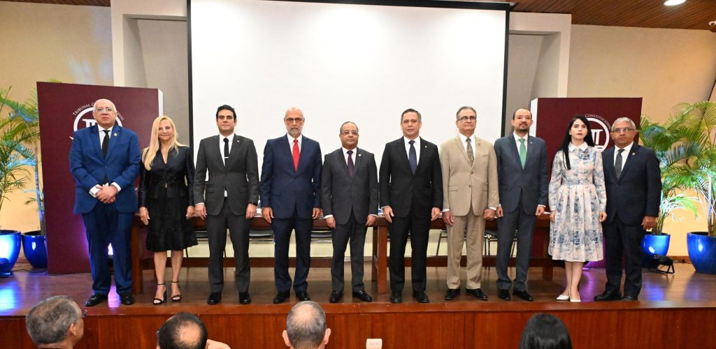 Tribunal Constitucional realiza cuarta versión de la cátedra Juan Pablo Duarte Tribunal Constitucional realiza cuarta version de la catedra Juan Pablo Duarte