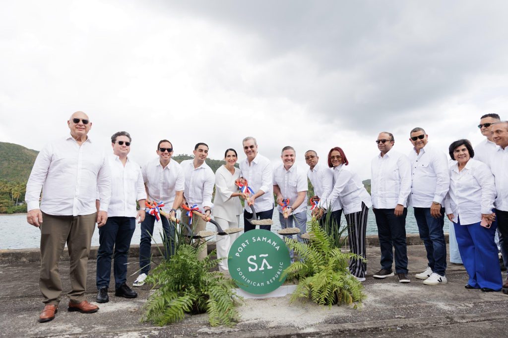 Presidente Abinader deja iniciados trabajos para convertir puerto de Arroyo Barril en terminal de cruceros Abinader deja iniciados trabajos para convertir puerto de Arroyo Barril en terminal de cruceros