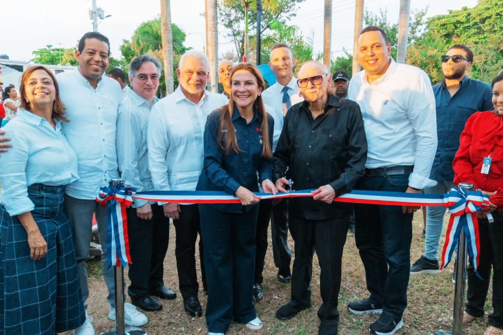 Alcaldia del DN y Fundacion Bonanza inauguran el parque Belice en Los Jardines