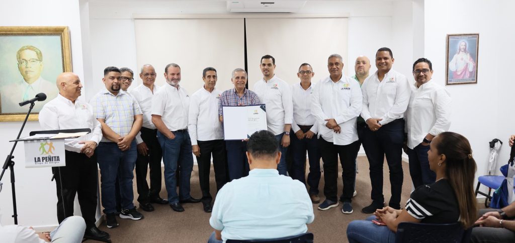 Grupo de Amigos La Penita realiza conversatorio sobre la Semana Santa