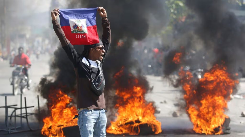Haiti camina hacia el desastre a la espera de ayuda internacional