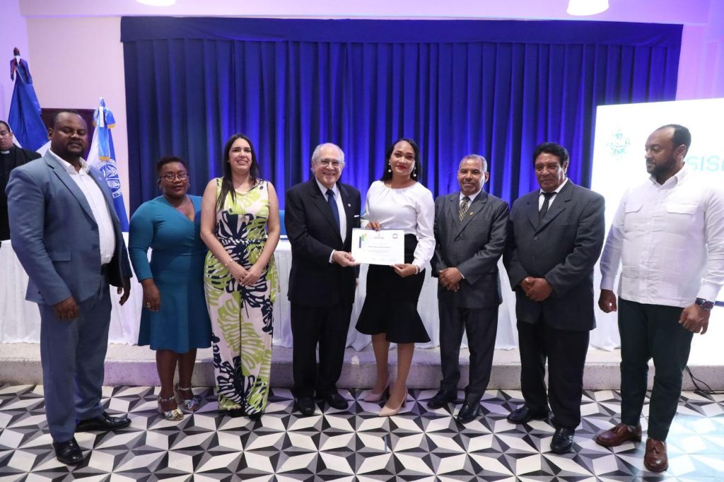 SISALRIL gradúa a 137 participantes en su primer diplomado en Seguridad Social sisaril