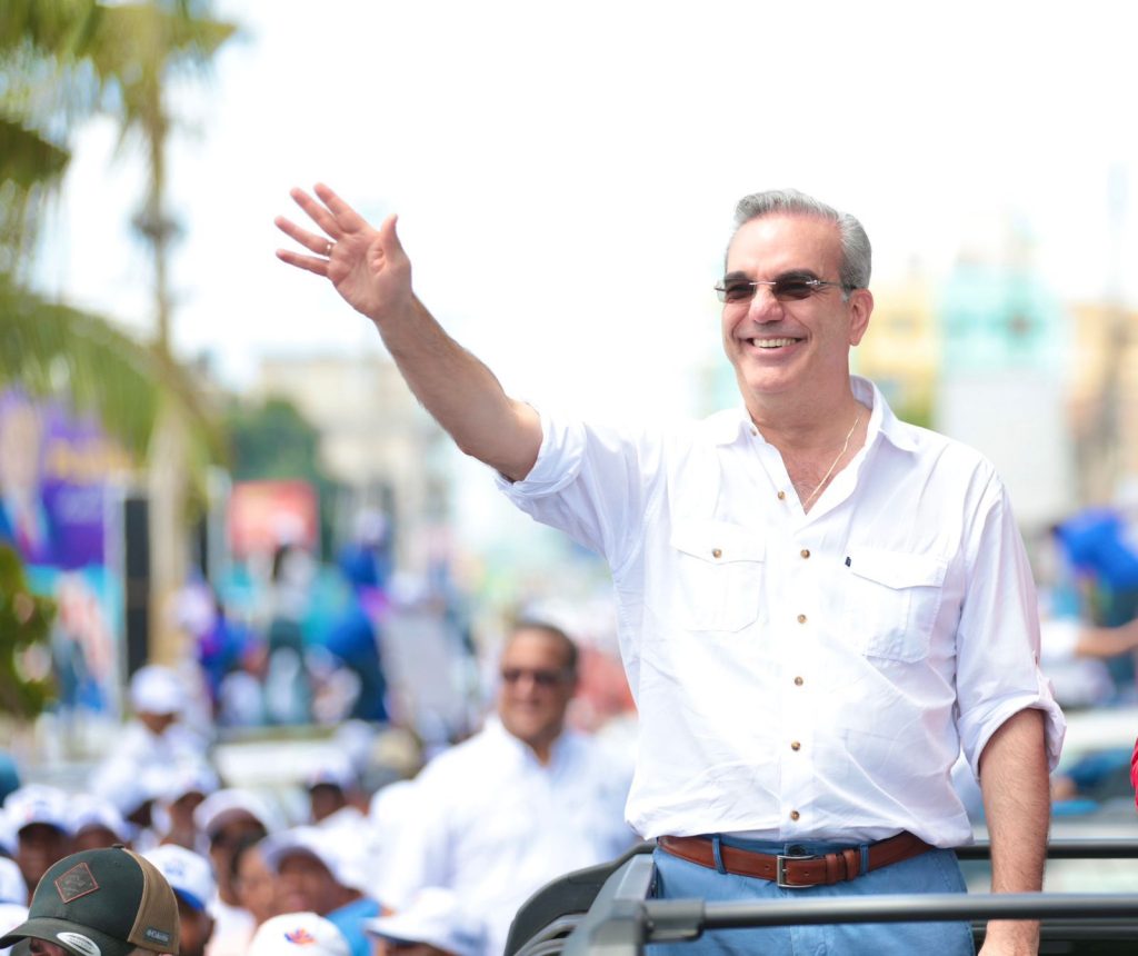 Abinader continúa caravanas este fin de semana en Valverde, Santiago Rodríguez, Dajabón y Puerto Plata Abinader continua caravanas este fin de semana en Valverde Santiago Rodriguez Dajabon y Puerto Plata