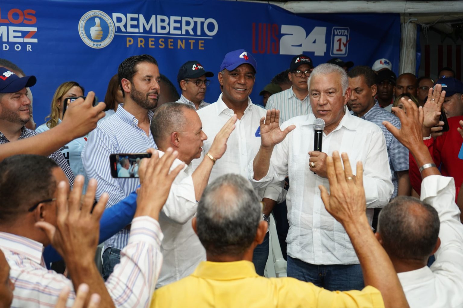 PRM a Remberto Cruz excandidato a senador por Alianza Rescate RD