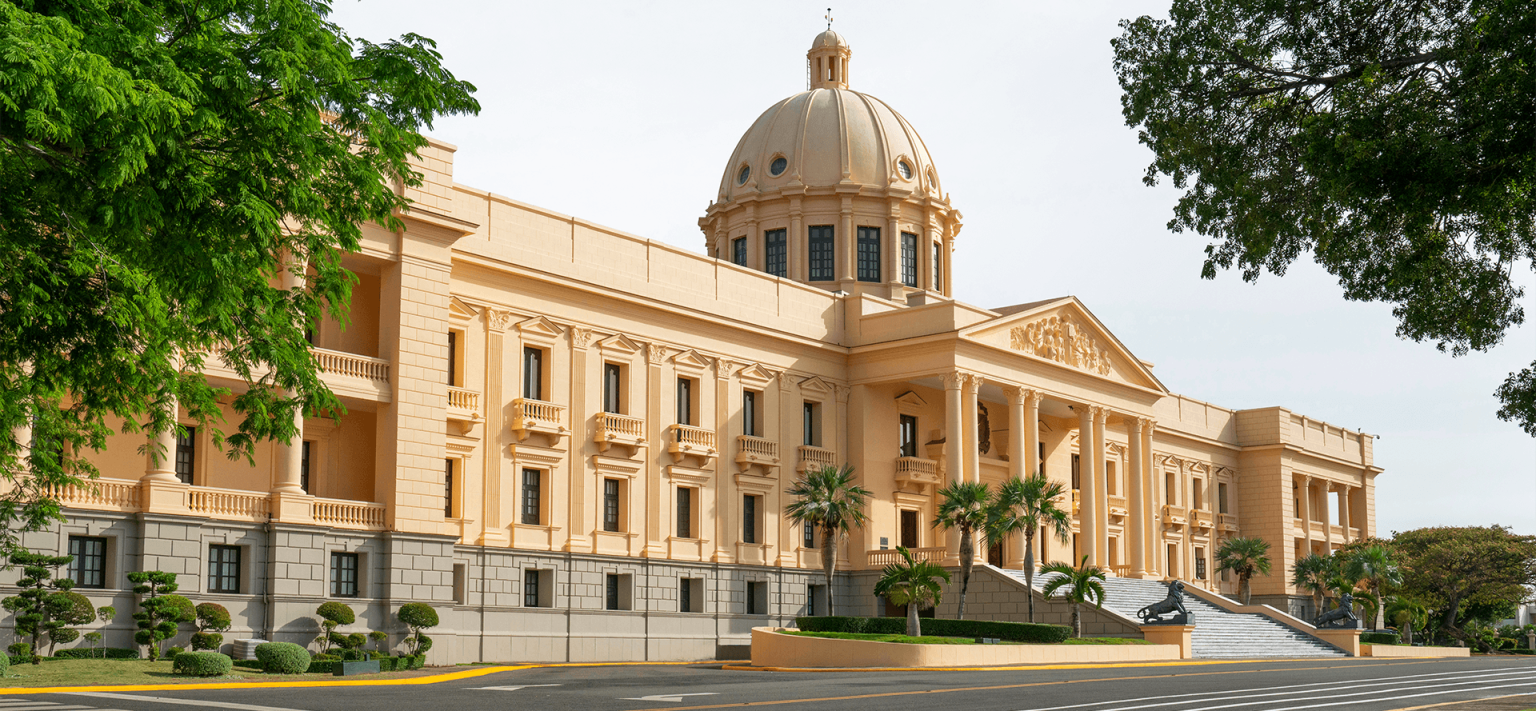 Palacio naciona de republica dominicana eljacaguero