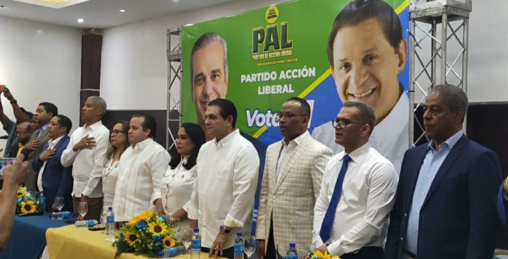Partido de Accion Liberal proclama a Daniel Rivera como candidato a senador en Santiago