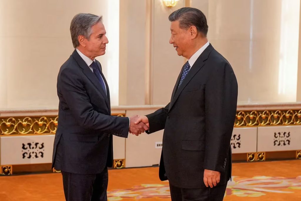 Xi Jinping se reune con Antony Blinken