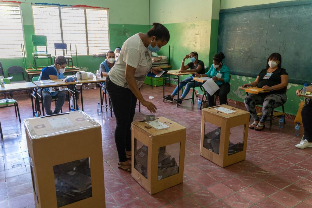 Votar es un deber ciudadano, no vender tu voto por canonjías y prebendas votar es un deber ciudadano eljacaguero