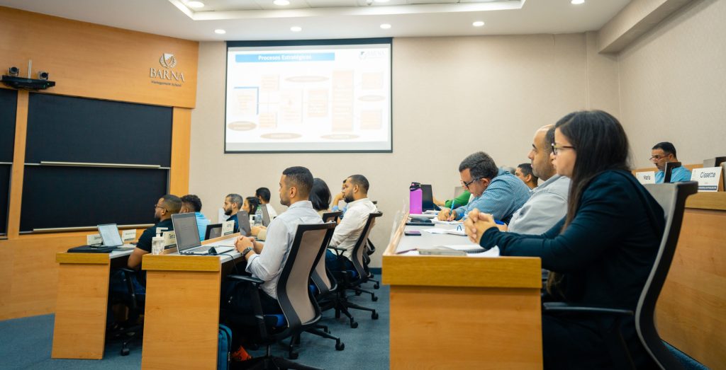Banco Popular capacita a empresarios pymes en gestion empresarial1